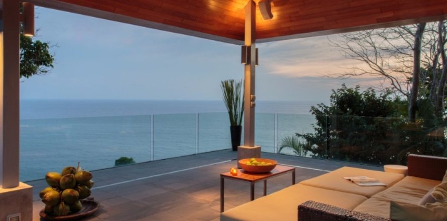 Villa in Kamala, Thailand 5 Schlafzimmer № 179794