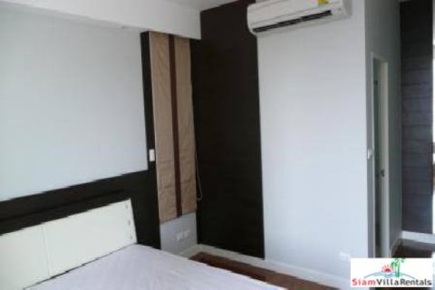Apartamento de 1 dormitorio en Bangkok, Tailandia № 202554 - foto 3