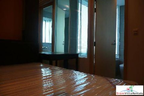 Apartamento de 2 dormitorios en Bangkok, Tailandia № 202553 - foto 3