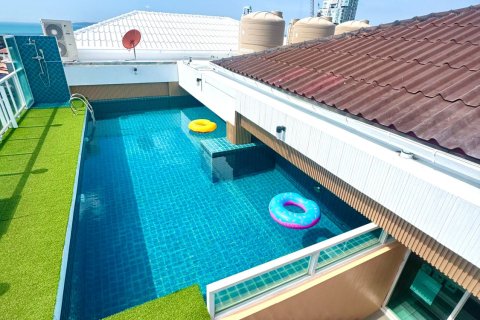 Apartamento de 4 habitaciones en Pattaya, Tailandia № 161519 - foto 14