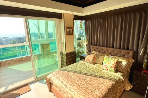 Apartamento de 4 habitaciones en Pattaya, Tailandia № 161519 - foto 8