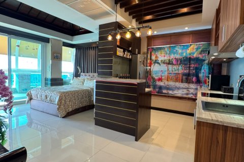 Apartamento de 4 habitaciones en Pattaya, Tailandia № 161519 - foto 5