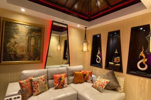 Apartamento de 4 habitaciones en Pattaya, Tailandia № 161519 - foto 6
