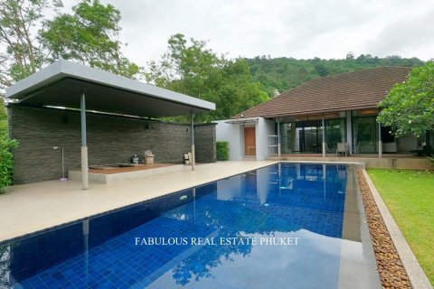 Chalet de 4 dormitorios en Kathu, Tailandia № 179822 - foto 18