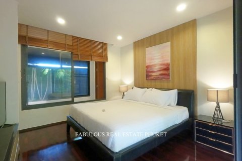 Chalet de 4 dormitorios en Kathu, Tailandia № 179822 - foto 19