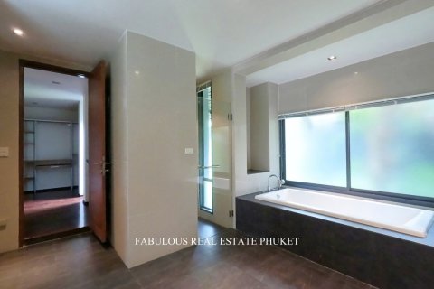 Chalet de 4 dormitorios en Kathu, Tailandia № 179822 - foto 13
