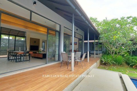 Chalet de 4 dormitorios en Kathu, Tailandia № 179822 - foto 10