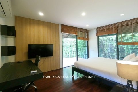Chalet de 4 dormitorios en Kathu, Tailandia № 179822 - foto 15