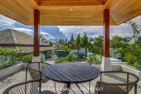 Chalet de 4 dormitorios en Bang Tao, Tailandia № 179819 - foto 8