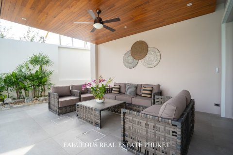 Villa in Bang Tao, Thailand 4 Schlafzimmer № 179823 - Foto 12