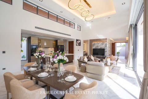 Villa in Bang Tao, Thailand 4 Schlafzimmer № 179823 - Foto 3