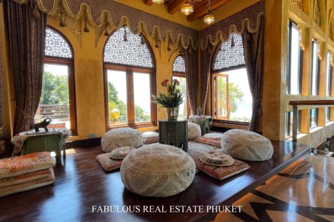 Villa in Kata, Thailand 5 Schlafzimmer № 179821 - Foto 6