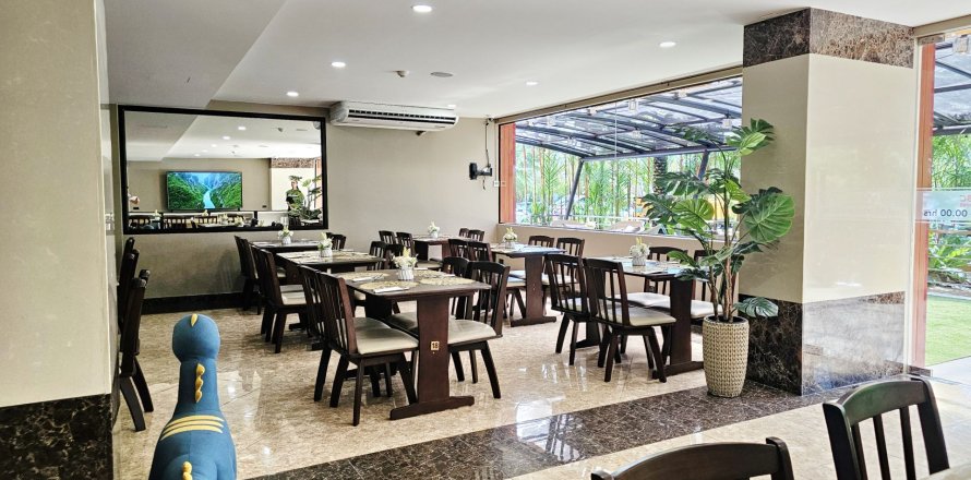 Apartamento de 10 dormitorios en Mai Khao, Tailandia № 157843