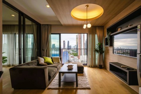 Condominio de 2 dormitorios en Bangkok, Tailandia № 181003 - foto 16