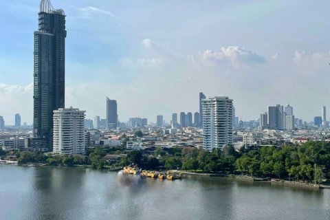Condominio de 4 dormitorios en Bangkok, Tailandia № 181009 - foto 28
