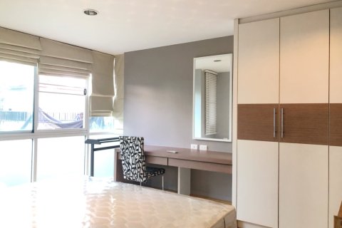 Condominio de 2 dormitorios en Bangkok, Tailandia № 181008 - foto 3