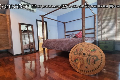 Condominio de 2 dormitorios en Watthana, Bangkok, Tailandia № 200511 - foto 28