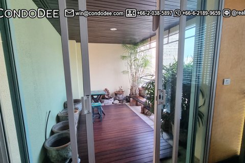 Condominio de 2 dormitorios en Watthana, Bangkok, Tailandia № 200511 - foto 14