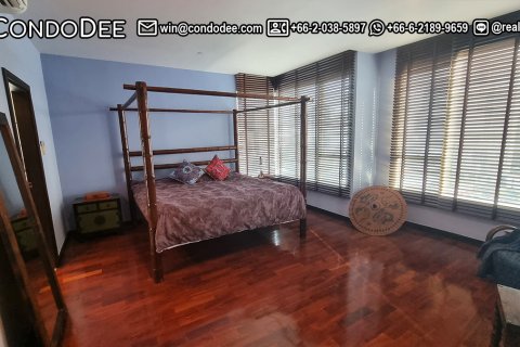 Condominio de 2 dormitorios en Watthana, Bangkok, Tailandia № 200511 - foto 29