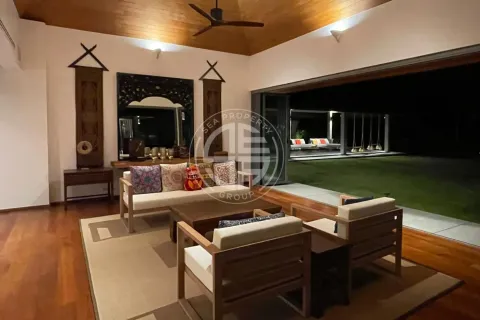 Chalet de 5 dormitorios en Phuket, Tailandia № 190603 - foto 2