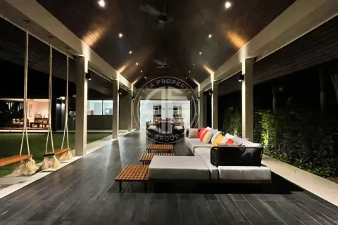 Chalet de 5 dormitorios en Phuket, Tailandia № 190603 - foto 12