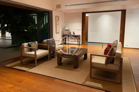 Chalet de 5 dormitorios en Phuket, Tailandia № 190603 - foto 3