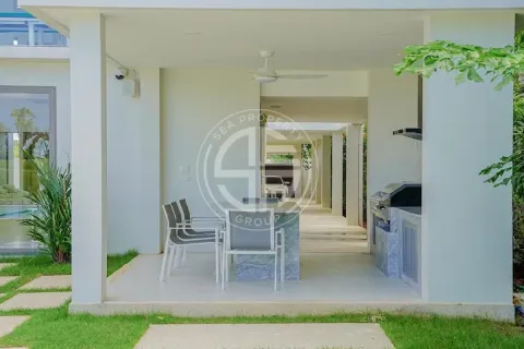 Chalet de 5 dormitorios en Bang Tao, Tailandia № 190604 - foto 9