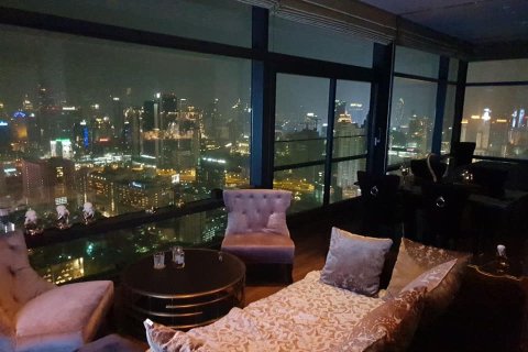 Condominio de 2 dormitorios en Ratchathewi, Bangkok, Tailandia № 208492 - foto 11