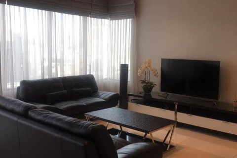 Condominio de 2 dormitorios en Khlong Toei, Bangkok, Tailandia № 208491