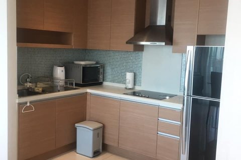 Condominio de 2 dormitorios en Khlong Toei, Bangkok, Tailandia № 208491 - foto 7