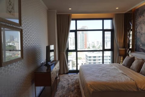 Condominio de 2 dormitorios en Watthana, Bangkok, Tailandia № 208490 - foto 9