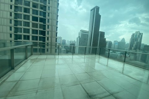 Condominio de 2 dormitorios en Khlong Toei, Bangkok, Tailandia № 208487 - foto 19
