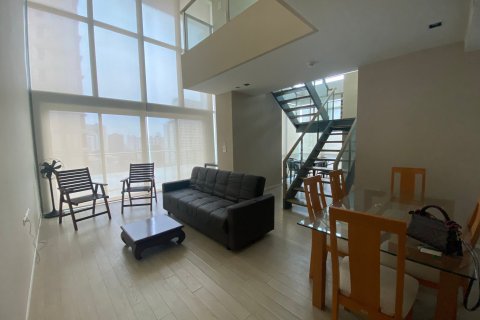 Condominio de 2 dormitorios en Khlong Toei, Bangkok, Tailandia № 208487