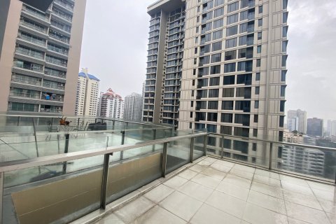 Condominio de 2 dormitorios en Khlong Toei, Bangkok, Tailandia № 208487 - foto 17