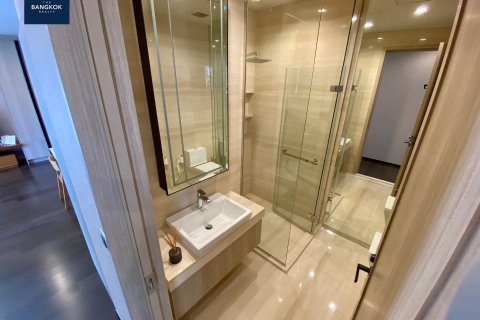 Condominio de 2 dormitorios en Watthana, Bangkok, Tailandia № 208488 - foto 12