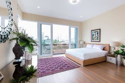 Chalet de 5 dormitorios en Watthana, Bangkok, Tailandia № 208493 - foto 4