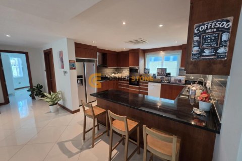 Estudio en Pattaya, Tailandia № 209685 - foto 15