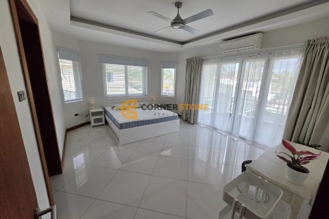 Estudio en Pattaya, Tailandia № 209685 - foto 24