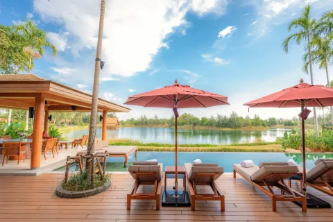 Casa de 4 dormitorios en Naithon Beach, Tailandia № 209682 - foto 2