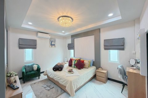 Villa in Pattaya, Thailand 3 Schlafzimmer № 159876 - Foto 5