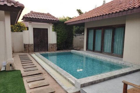 Villa in Pattaya, Thailand 3 bedrooms № 159874