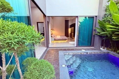 Villa in Pattaya, Thailand 4 bedrooms № 159878 - photo 4