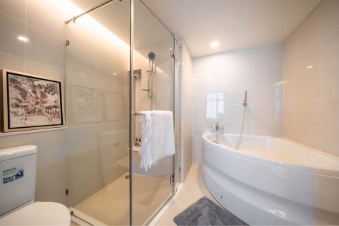 Кондоминиум с 2 спальнями в Клонг Тоэй, Бангкок, Таиланд № 151425 - фото 4