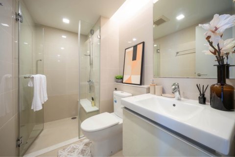 Кондоминиум с 2 спальнями в Клонг Тоэй, Бангкок, Таиланд № 151425 - фото 9