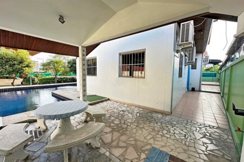 Haus in Pattaya, Thailand 4 Schlafzimmer № 47293 - Foto 7