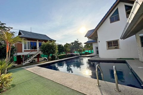 Haus in Pattaya, Thailand 4 Schlafzimmer № 47293 - Foto 5