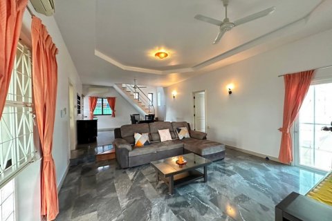 Haus in Pattaya, Thailand 4 Schlafzimmer № 47293 - Foto 21