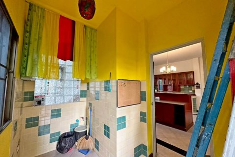 Haus in Pattaya, Thailand 4 Schlafzimmer № 47293 - Foto 13