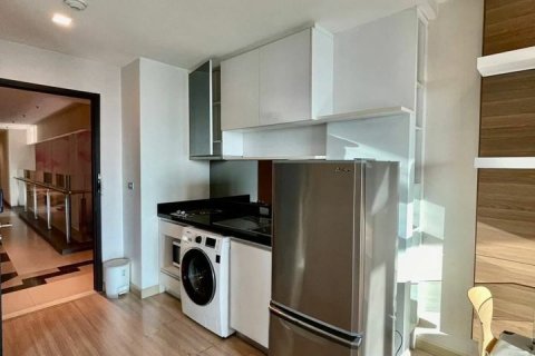 Studio in the Condo in Watthana, Bangkok, Thailand № 161940 - photo 6