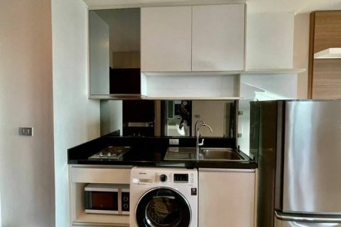 Studio in the Condo in Watthana, Bangkok, Thailand № 161940 - photo 7